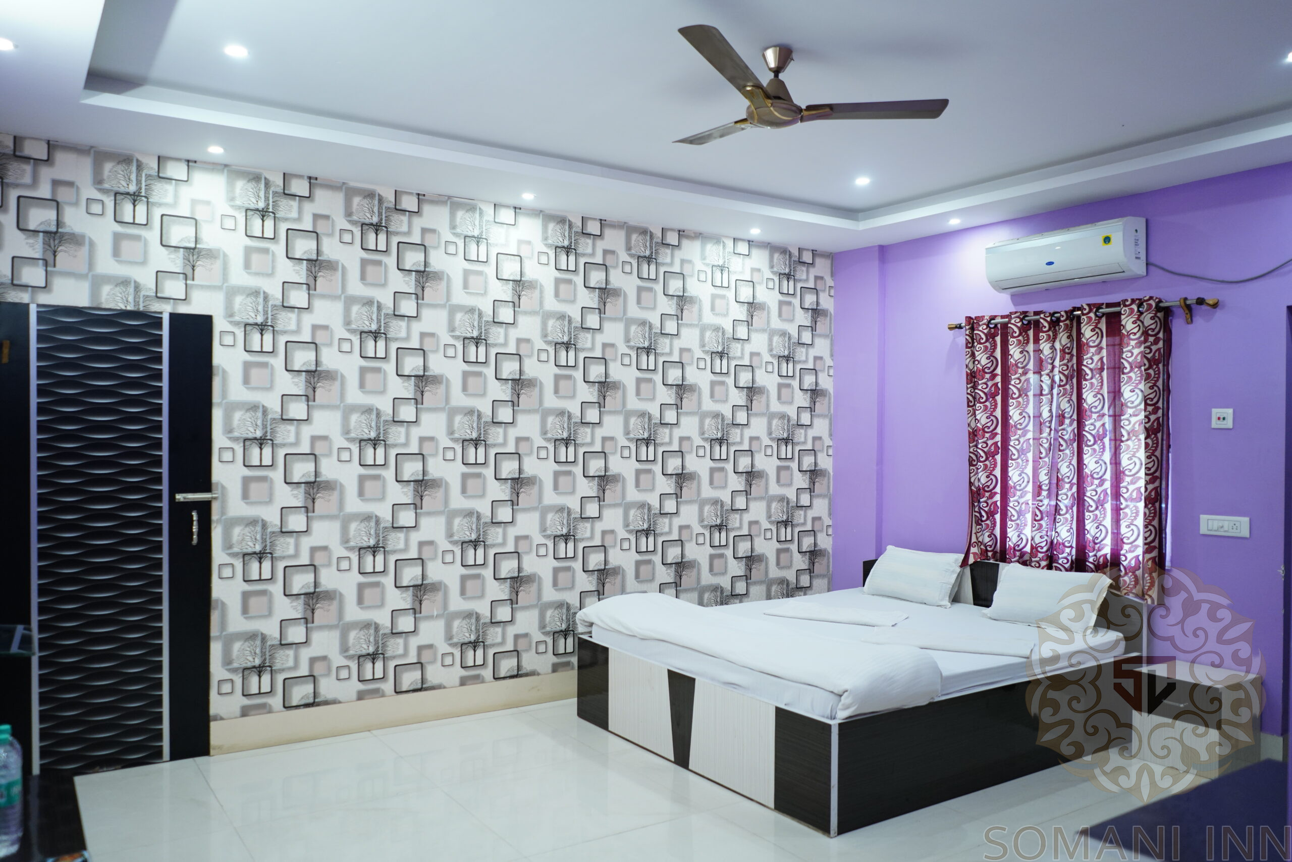 Interconnected Double Bedded Rooms with Private Balcony